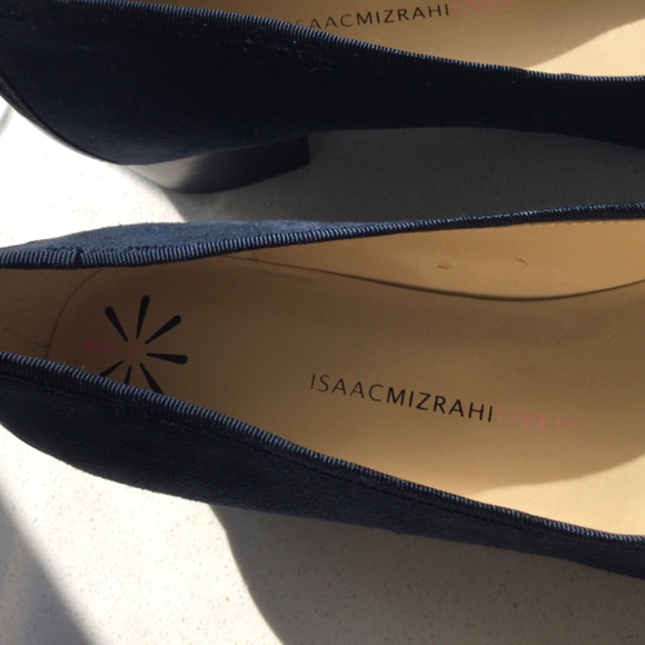 Brand New in Box Isaac Mizrahi Flats - Picture 10 of 11